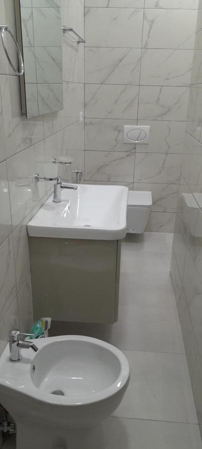 Luxury Dennis Home Sarandë エクステリア 写真