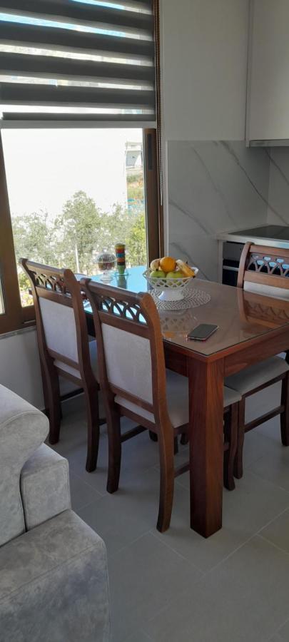 Luxury Dennis Home Sarandë エクステリア 写真