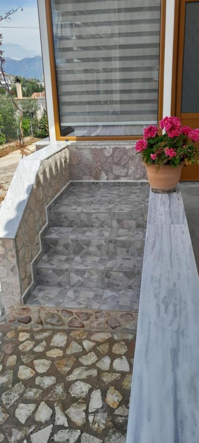 Luxury Dennis Home Sarandë エクステリア 写真